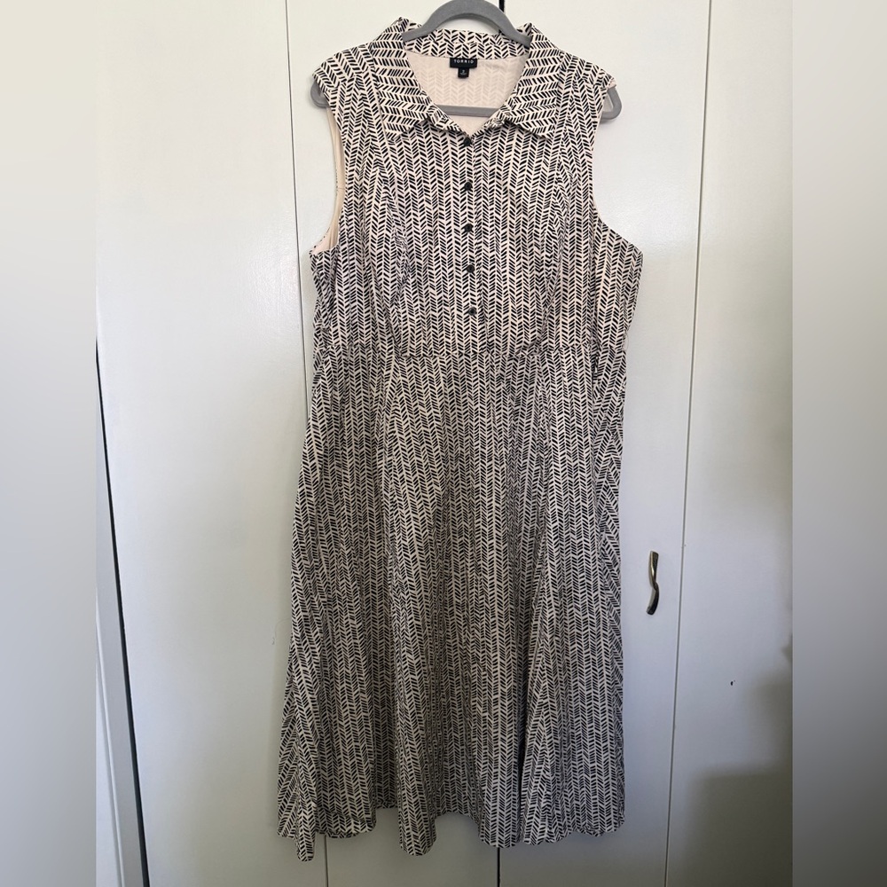 torrid Cream and Black Sleeveless Maxi Shirt Dress